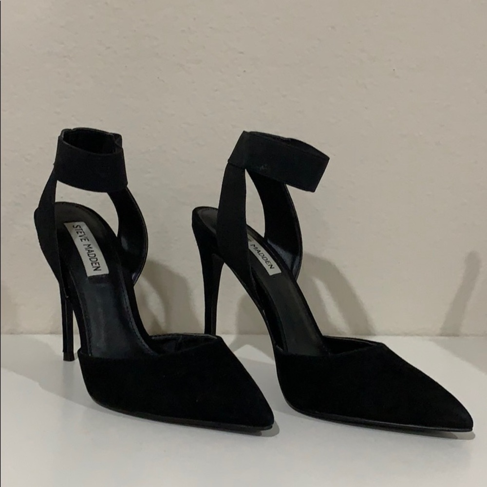 Steve Madden Dion Pumps
